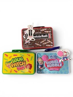 Set of 3 vintage mini lunch boxes, that once held candy, metal